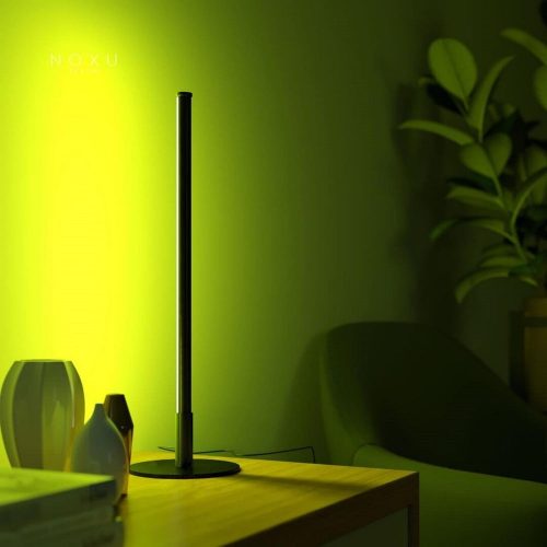 Fekete fém LED asztali lámpa távirányítóval (magasság 150 cm) Mini – Squid Lighting