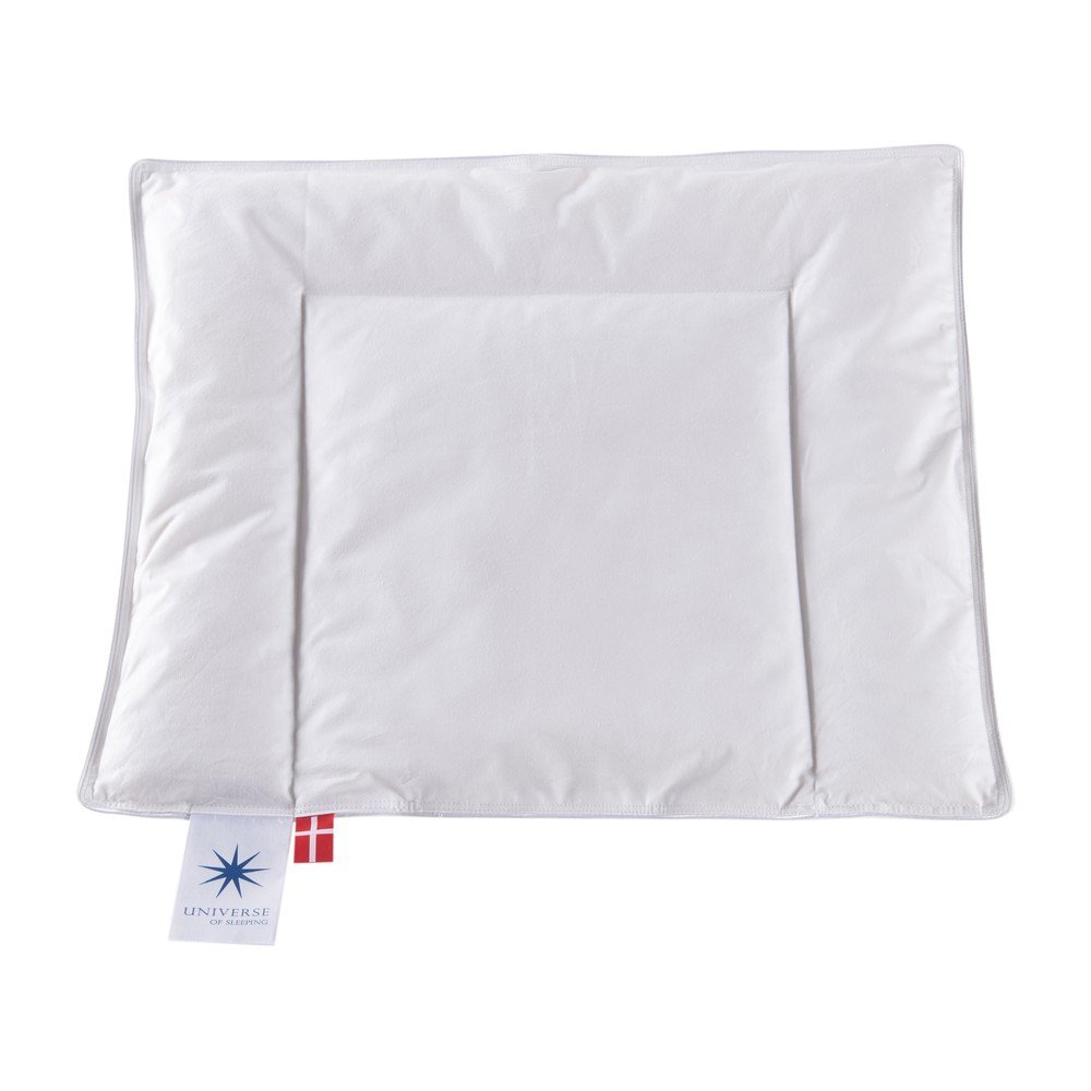 Gyerek párna toll töltettel 40x45 cm Capella Baby – Universe of Sleeping