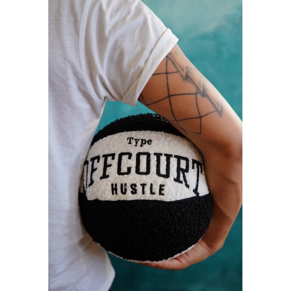 Buklé díszpárna ø 25 cm Basketball – Mioli Decor