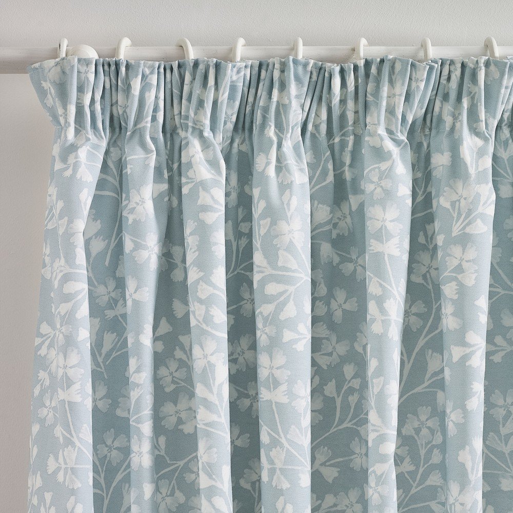 Kék függöny szett 2 db-os 168x229 cm Brooke Floral – Catherine Lansfield