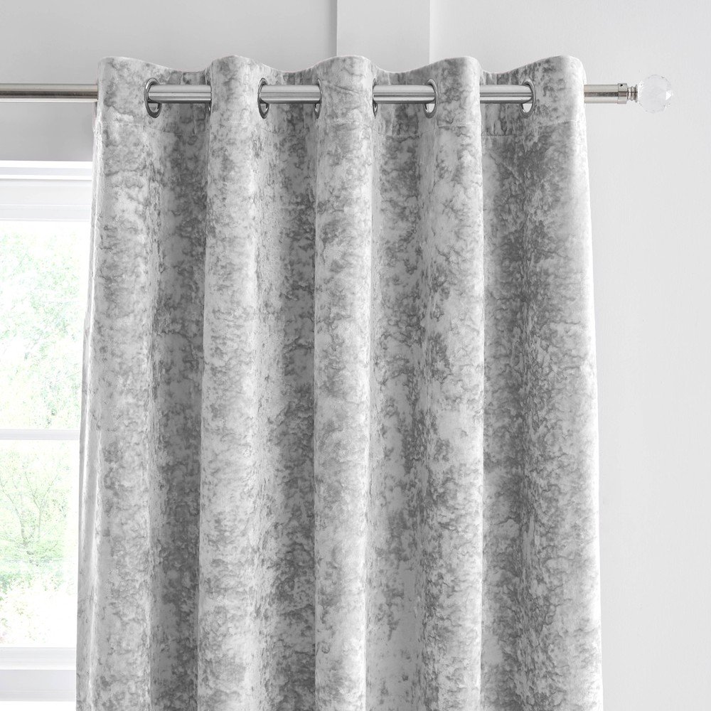 Szürke bársony függöny szett 2 db-os 168x137 cm Crushed Velvet – Catherine Lansfield
