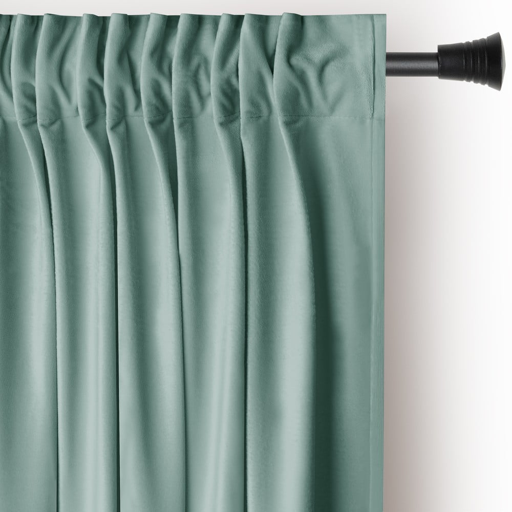 Világoszöld bársony dimout (részleges sötétítő) függöny 140x245 cm Pleat – Restilo