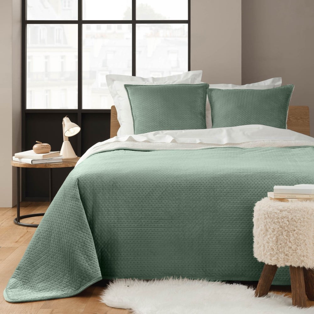 Zöld sherpa ágytakaró és párnahuzat szett 220x240 cm Mylene – douceur d'intérieur